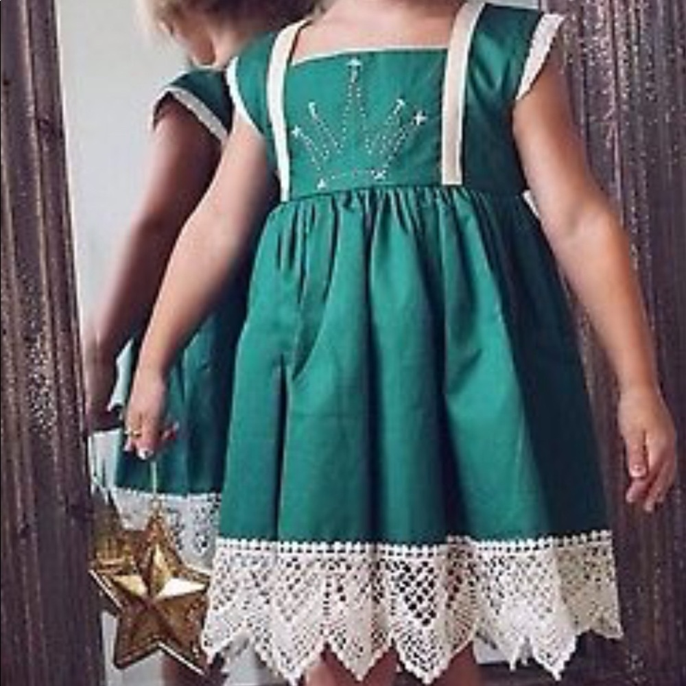 Well Dresses Wolf KIB NWT Sz 4